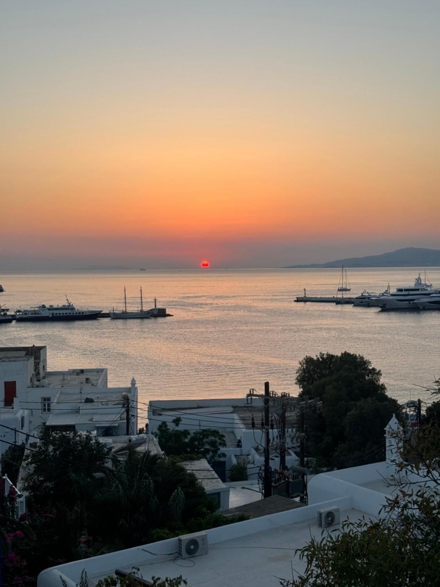 Merriam Mykonos Town ภายนอก รูปภาพ